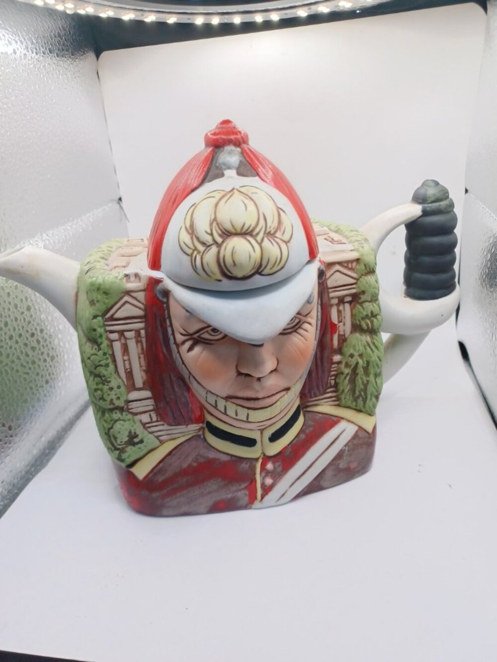 Christopher Wren Buckingham Guard Teapot